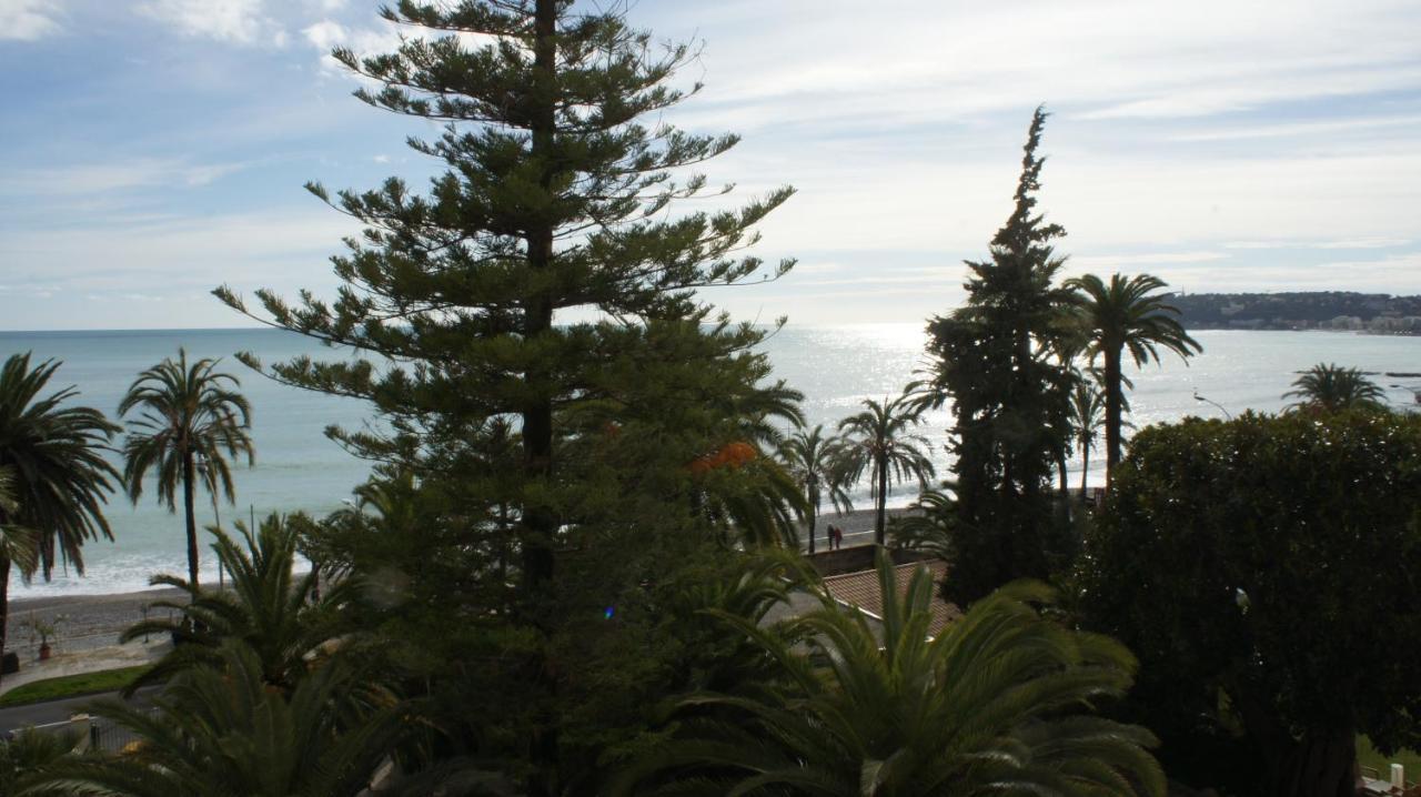 Regina Sur La Plage Menton Exteriör bild